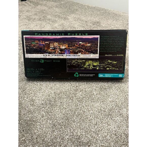 LAS VEGAS, NEVADA Panoramic Puzzle, Glow in the Dark 765 pcs 3' long - Picture 3 of 6